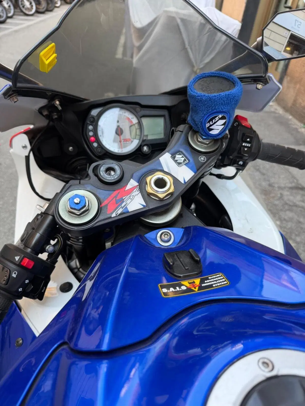Suzuki GSX R 750 (2008 - 10) (4)