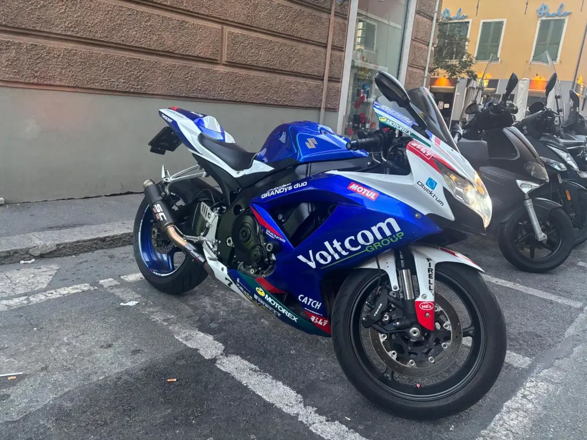 Suzuki GSX R 750 (2008 - 10) (7)