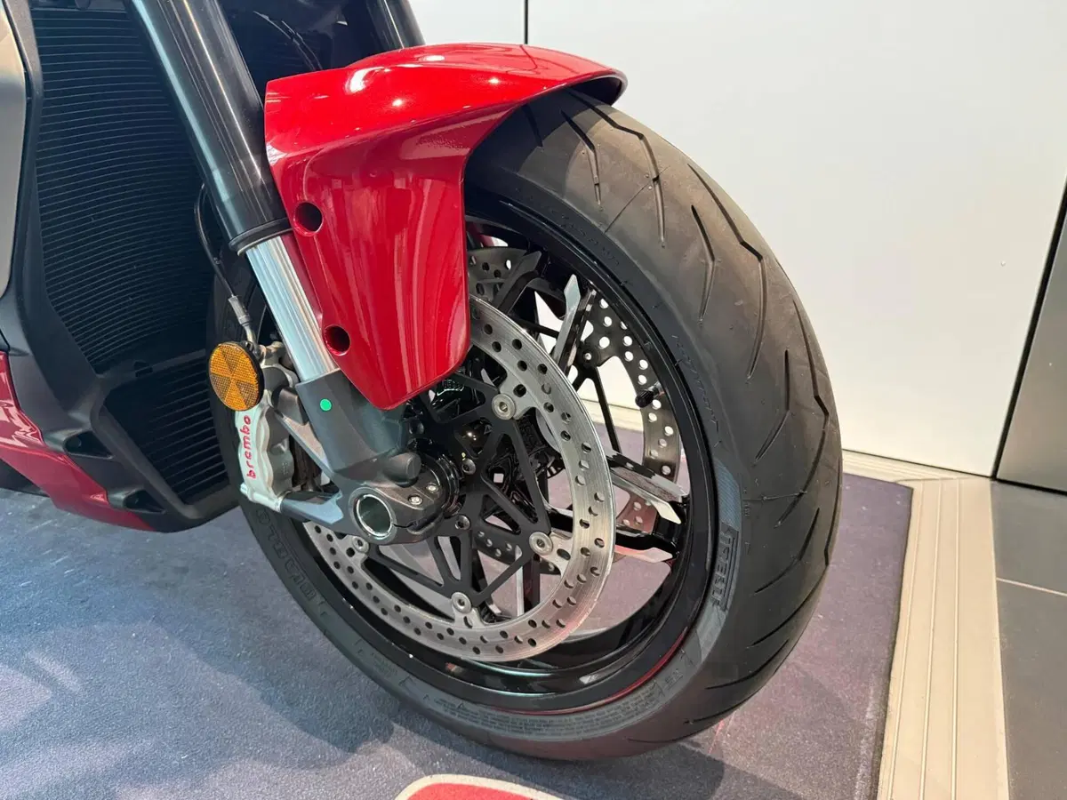 Ducati XDiavel V4 (2025 - 26) (3)