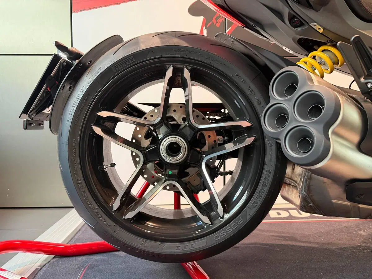 Ducati XDiavel V4 (2025 - 26) (7)
