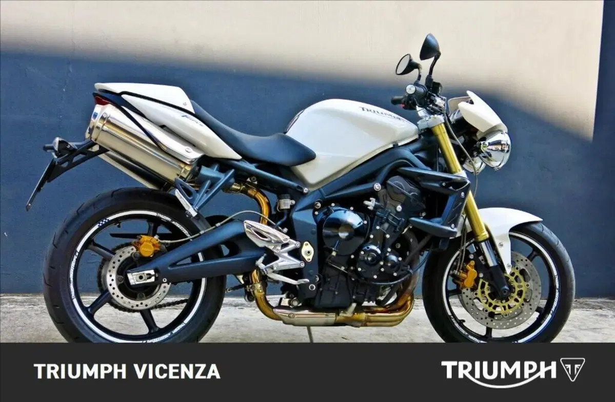 Triumph Street Triple (2007 - 12) (2)