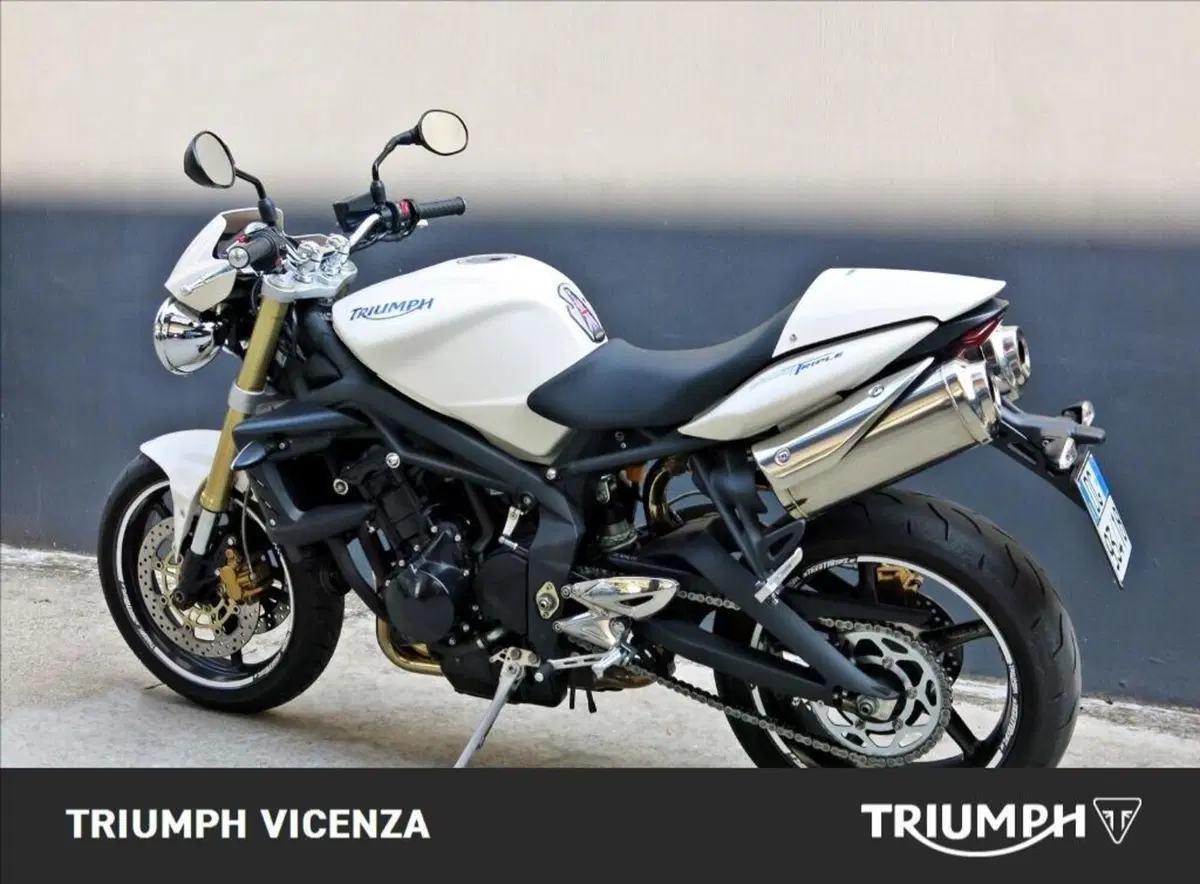 Triumph Street Triple (2007 - 12) (10)