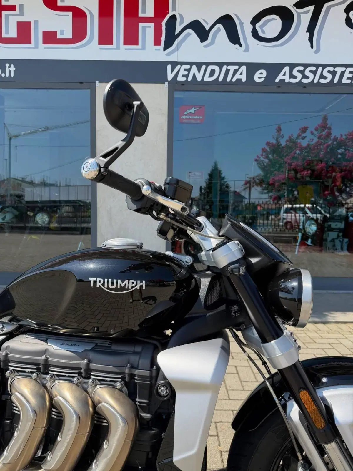 Triumph Rocket 3 R 221 (2021 - 23) (7)