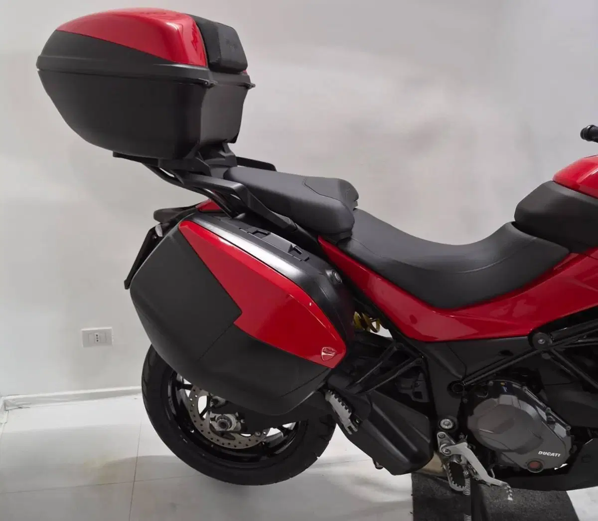 Ducati Multistrada V2 S (2022 - 24) (4)