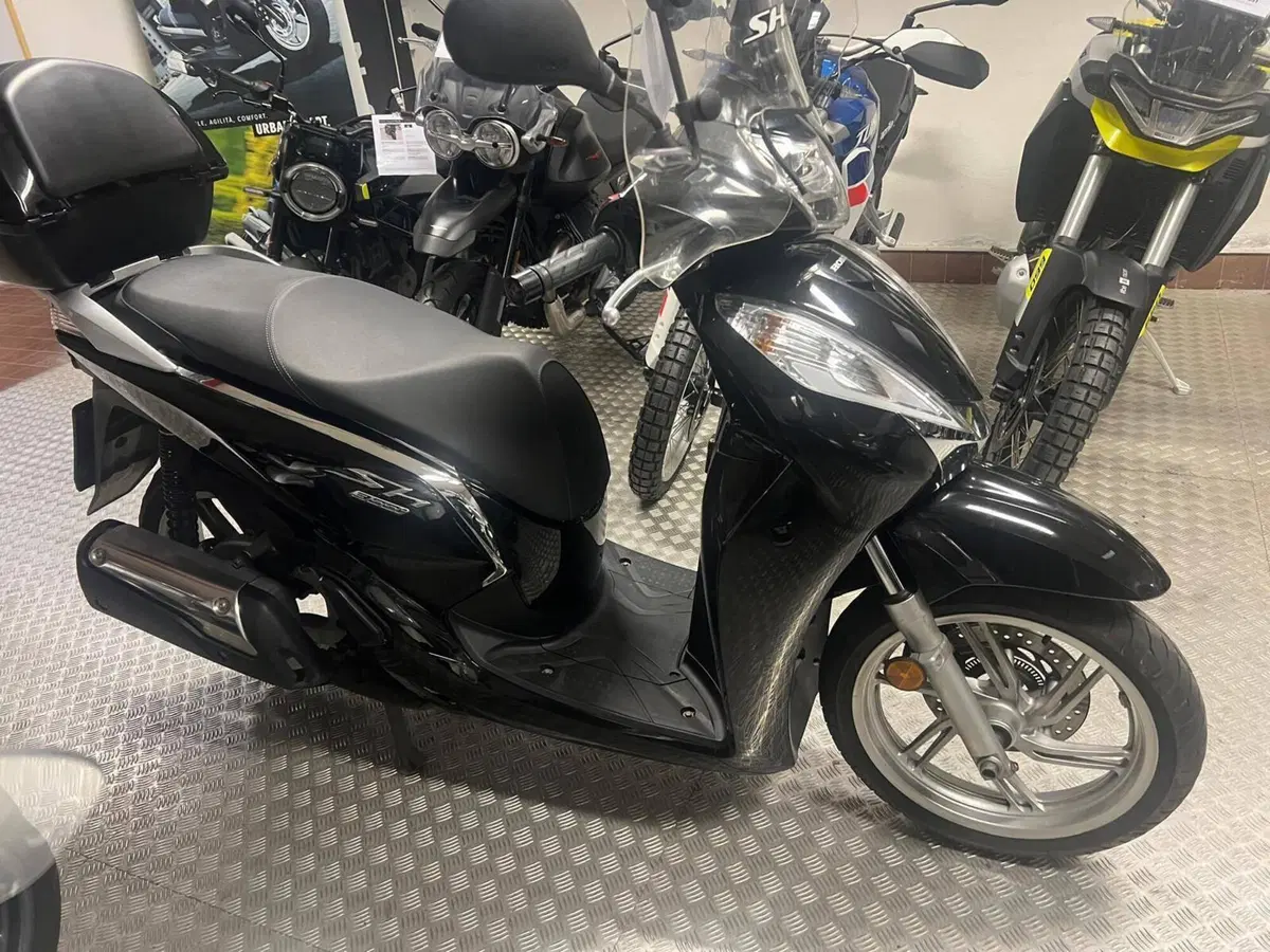 Honda SH 300 i ABS (2016 - 20)