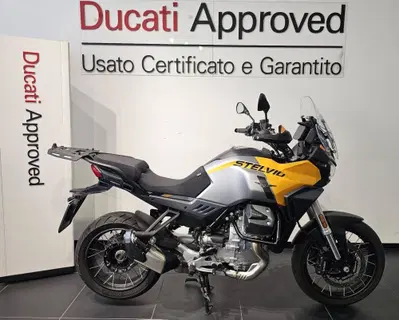 Moto Guzzi Stelvio (2024 - 26) usata