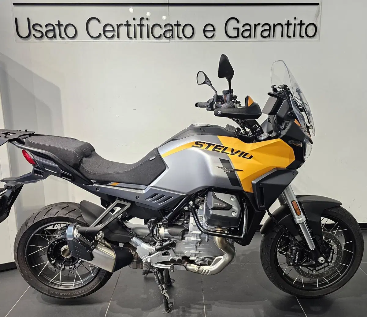 Moto Guzzi Stelvio (2024 - 26) (2)