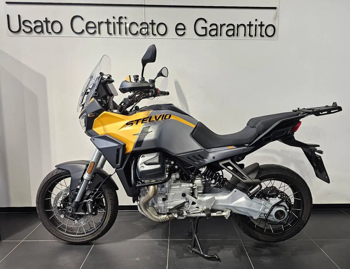 Moto Guzzi Stelvio (2024 - 26) (6)
