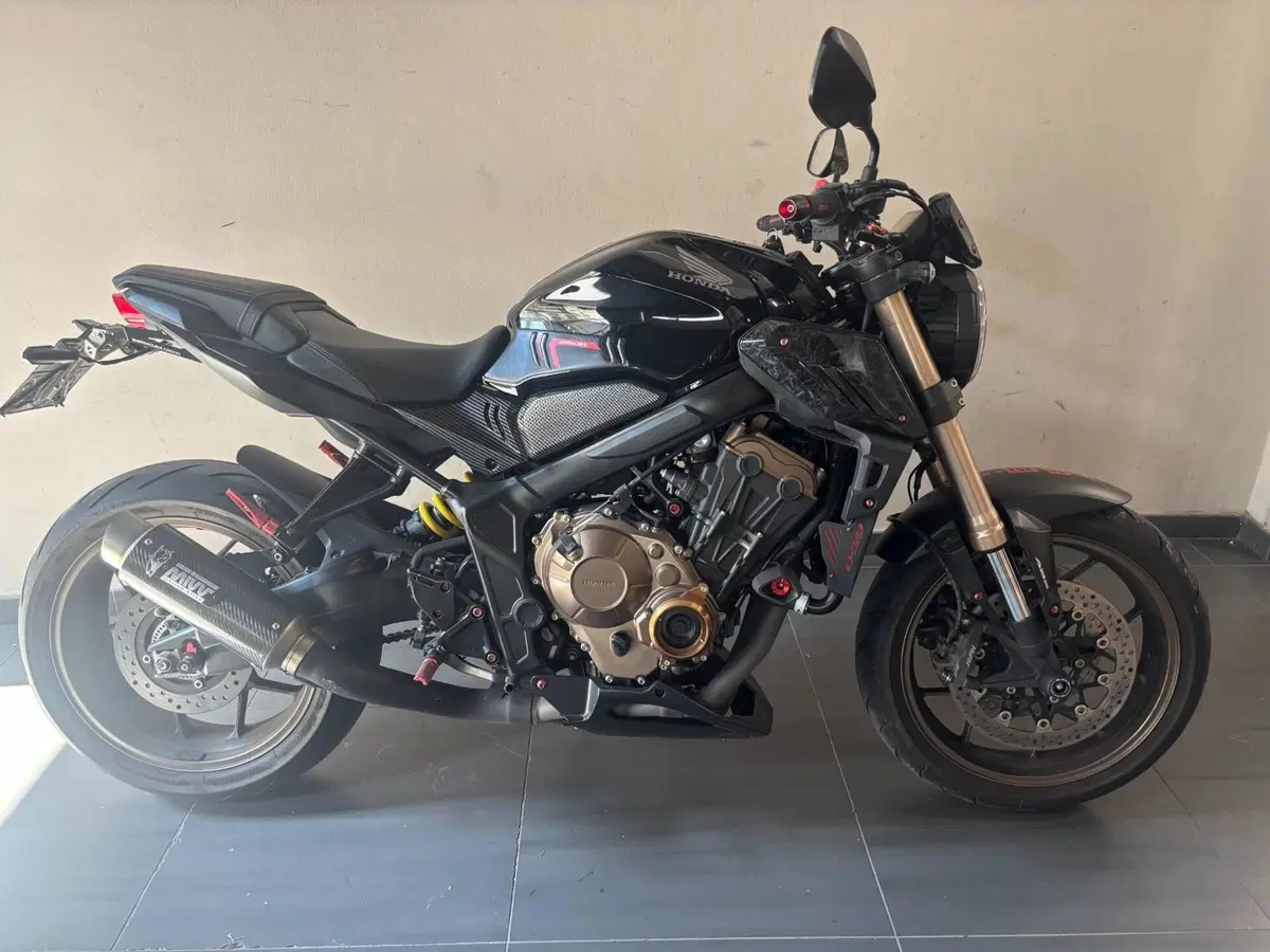 Honda CB 650 R (2019 - 20) (5)