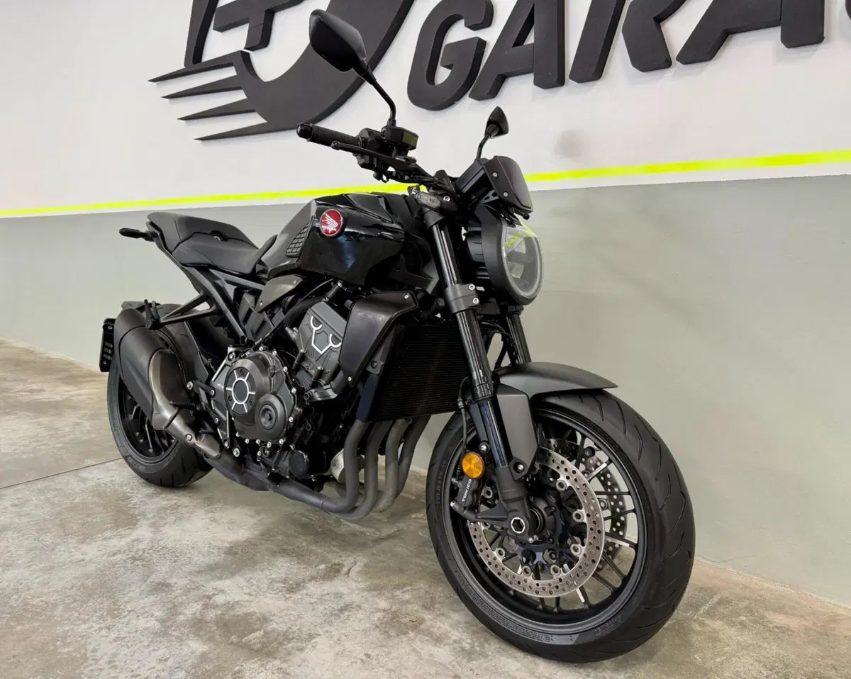 Honda CB 1000 R Black Edition (2021 - 25) (4)