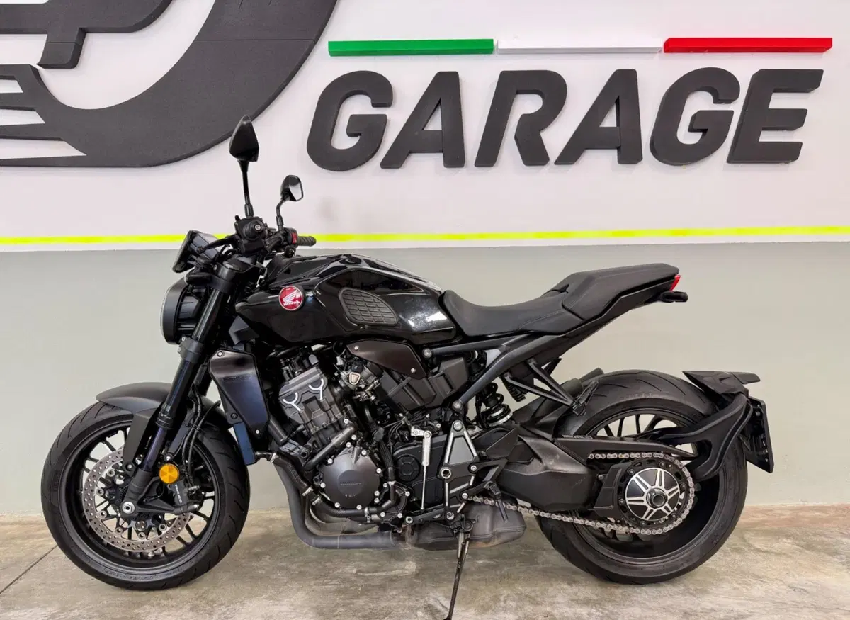 Honda CB 1000 R Black Edition (2021 - 25) (7)