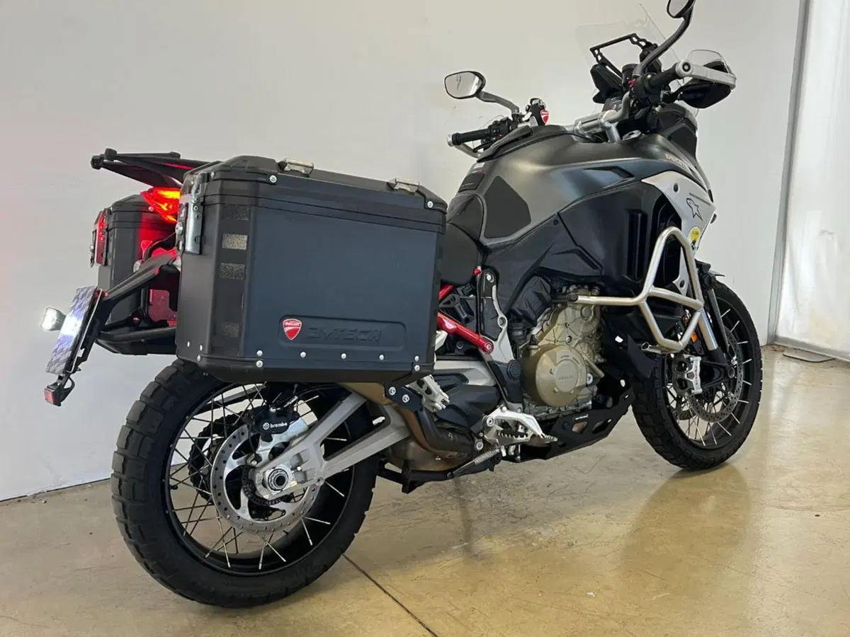 Ducati Multistrada V4 S (2021 - 24) (8)
