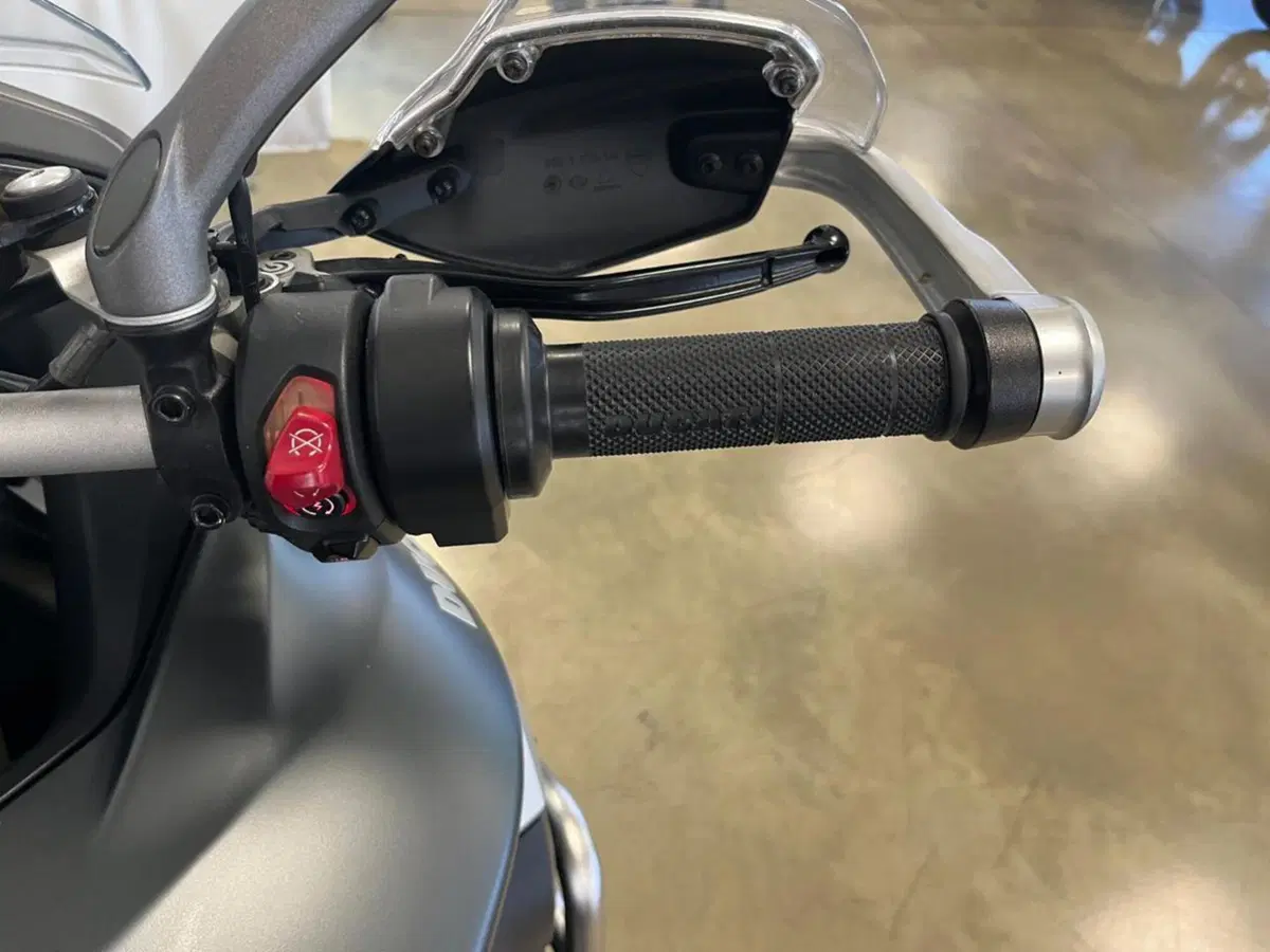 Ducati Multistrada V4 S (2021 - 24) (11)