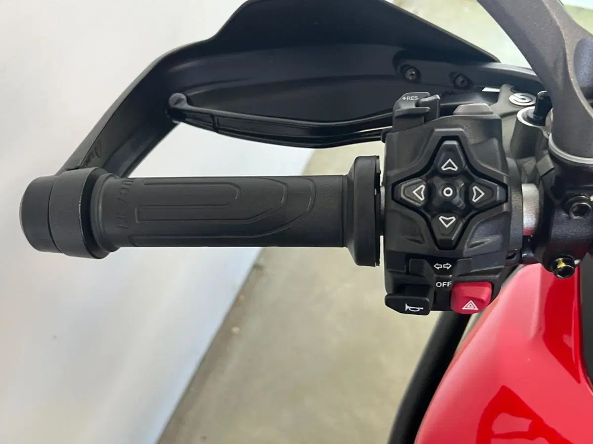 Ducati Multistrada V2 S (2025 - 26) (12)