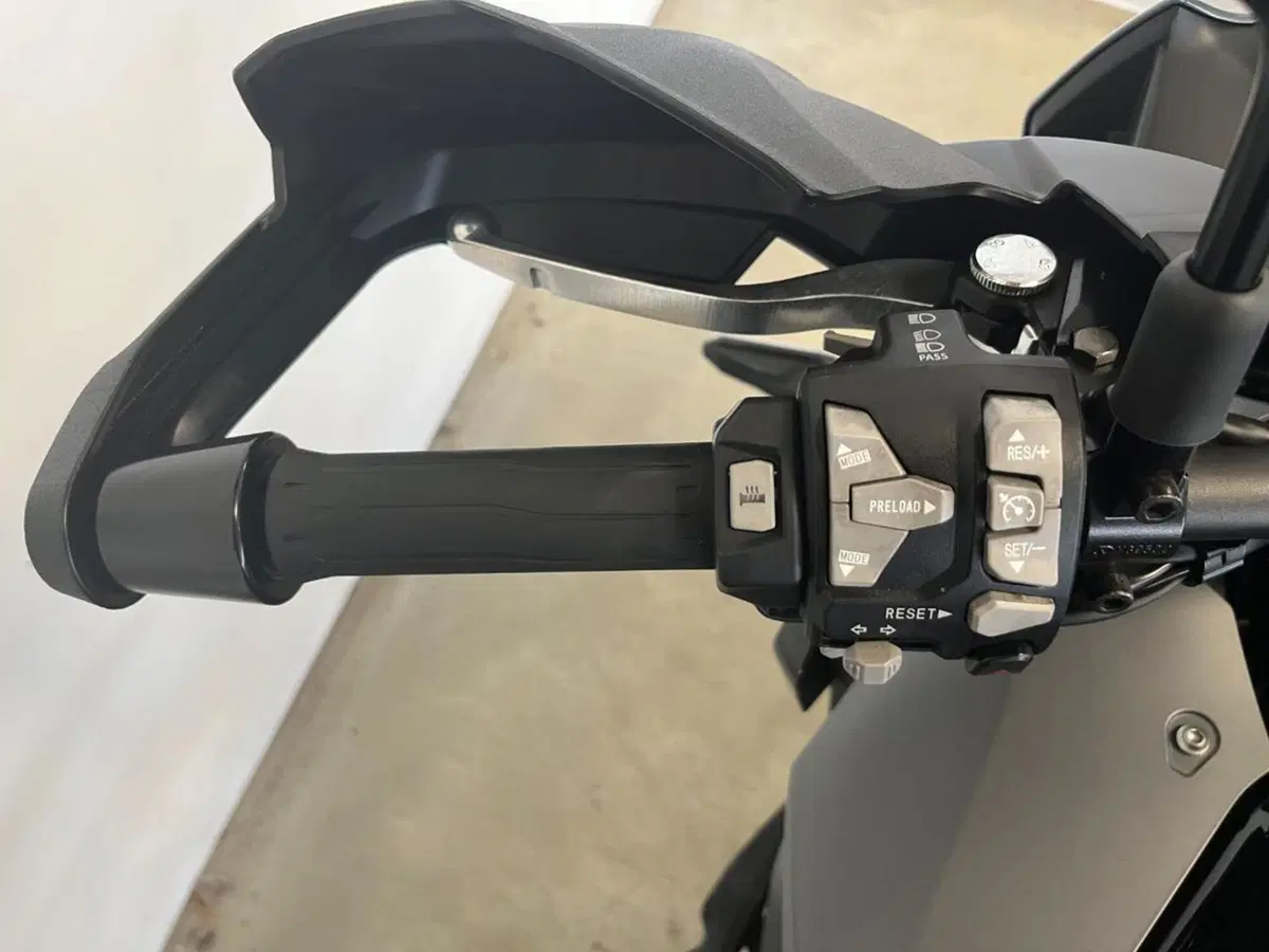 Kawasaki Versys 1000 S (2021 - 24) (12)