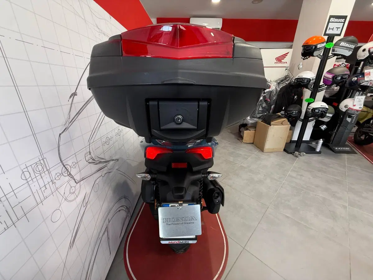 Yamaha Tricity 300 (2021 - 24) (3)