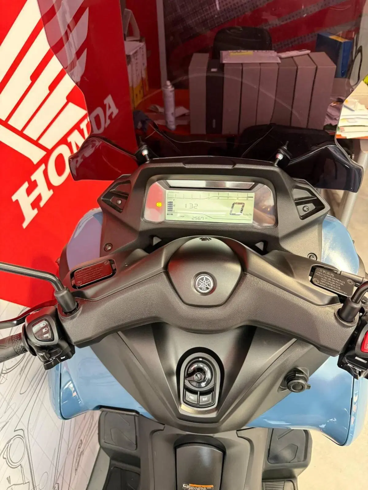 Yamaha Tricity 300 (2021 - 24) (13)