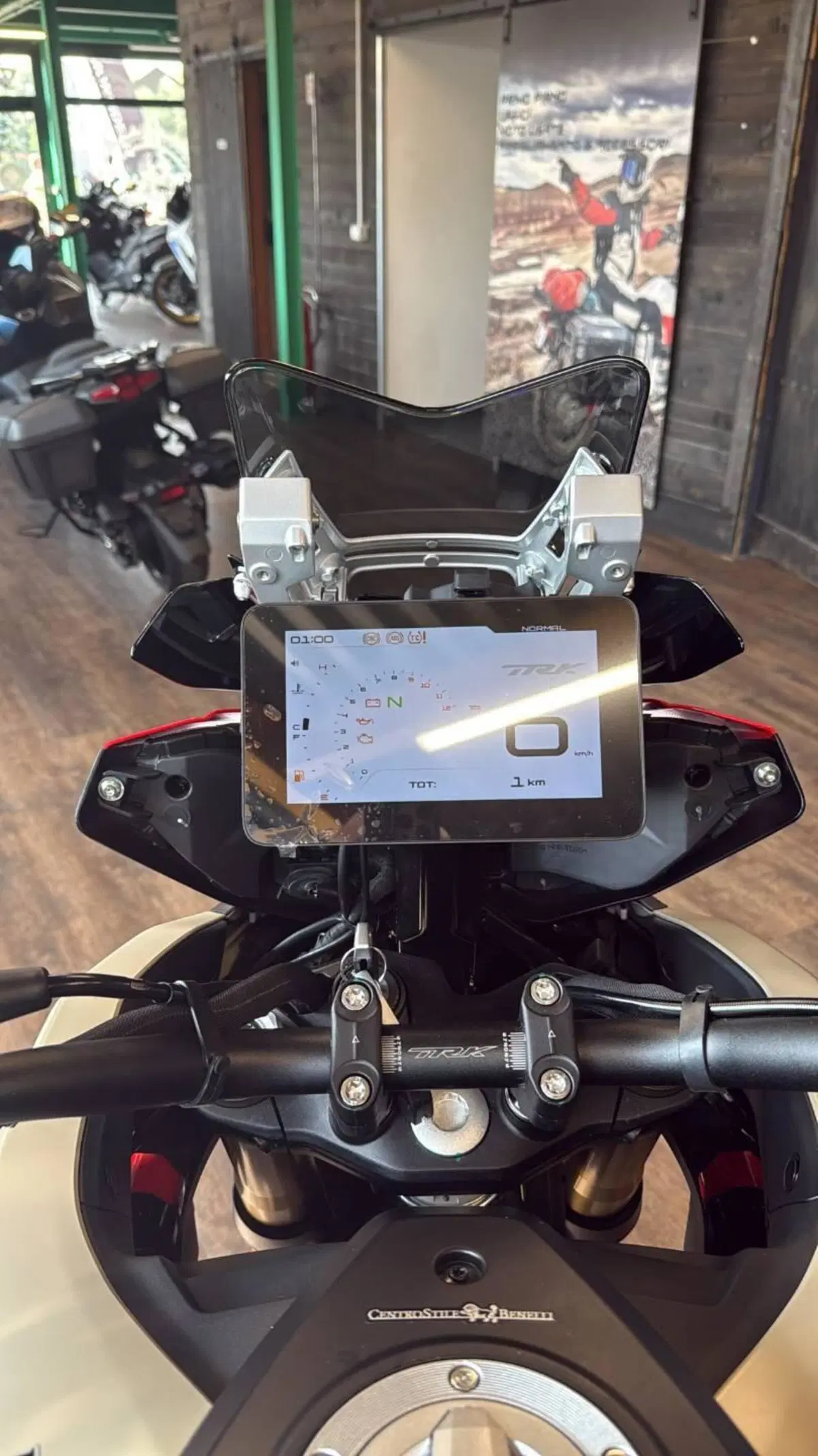 Benelli TRK 902 Xplorer (2026) (4)