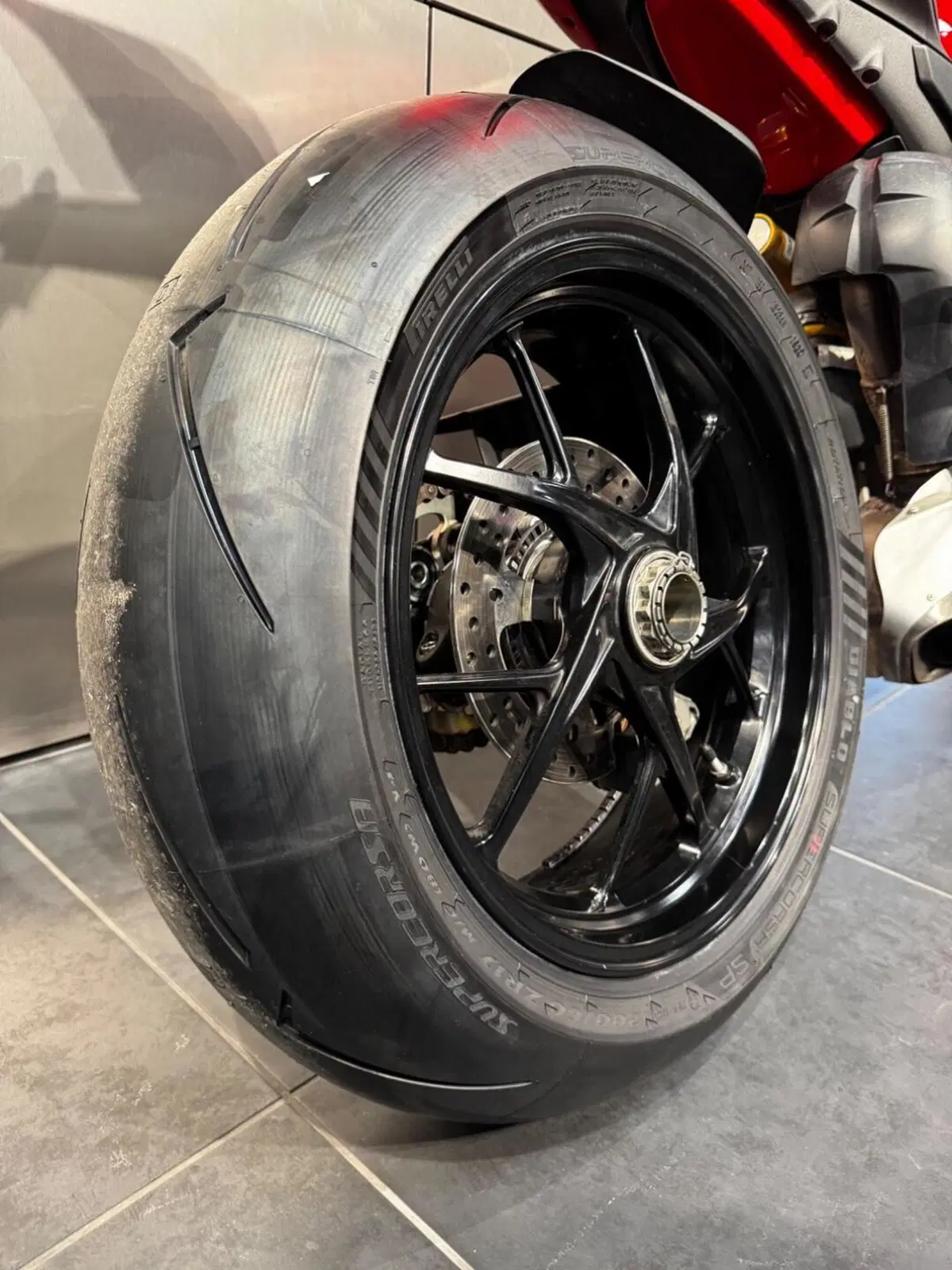 Ducati Panigale V4 (2022 - 24) (11)