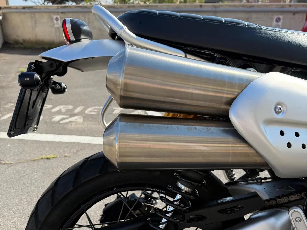 Triumph Scrambler 1200 XE (2019 - 20) (5)