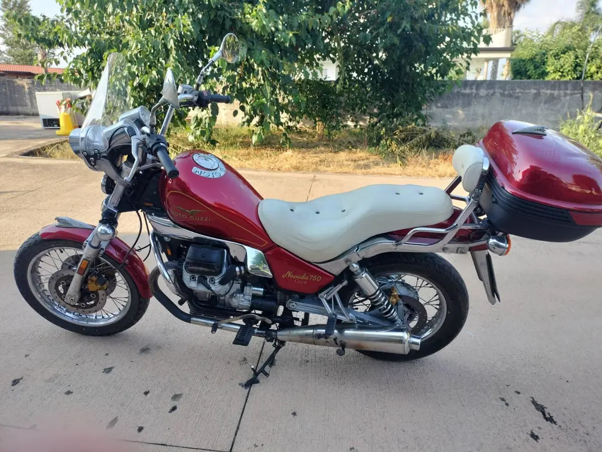 Moto Guzzi Nevada 750 Club (1998 - 01) (4)