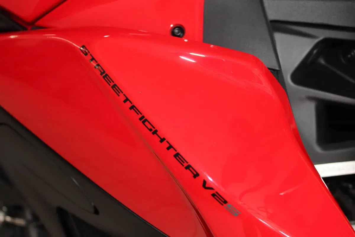 Ducati Streetfighter V2 S (2025 - 26) (8)