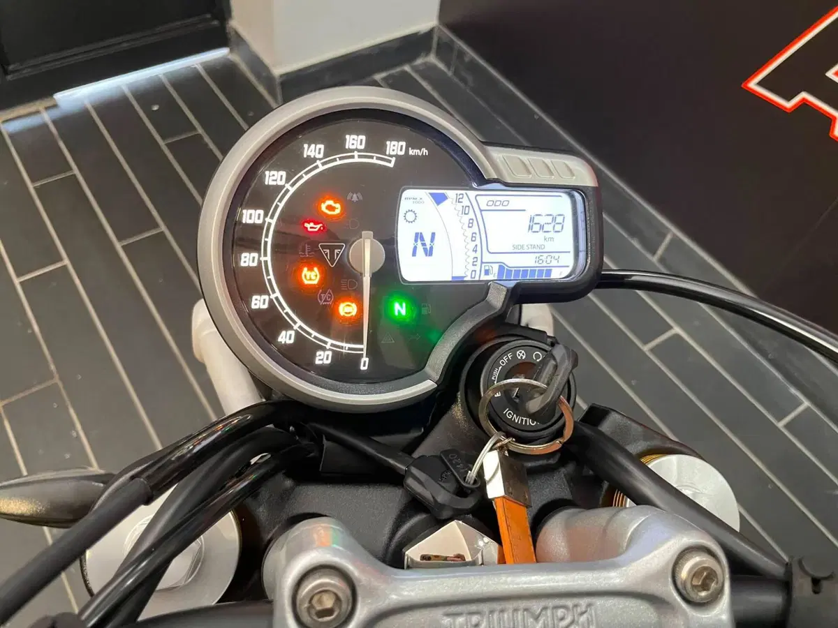 Triumph Scrambler 400 X (2024 - 26) (8)