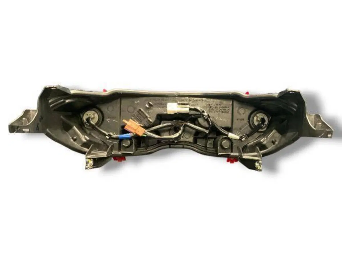 Fanale posteriore Yamaha N MAX B6HH47100000 (2)