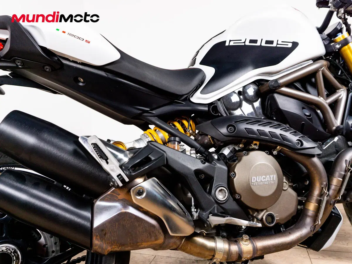 Ducati Monster 1200 S (2014 - 16) (4)
