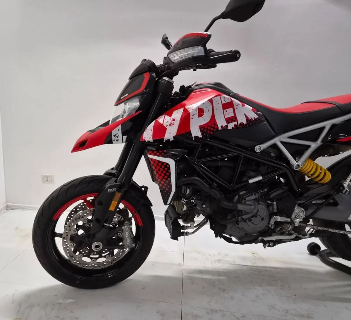 Ducati Hypermotard 950 RVE (2022 - 25) (5)