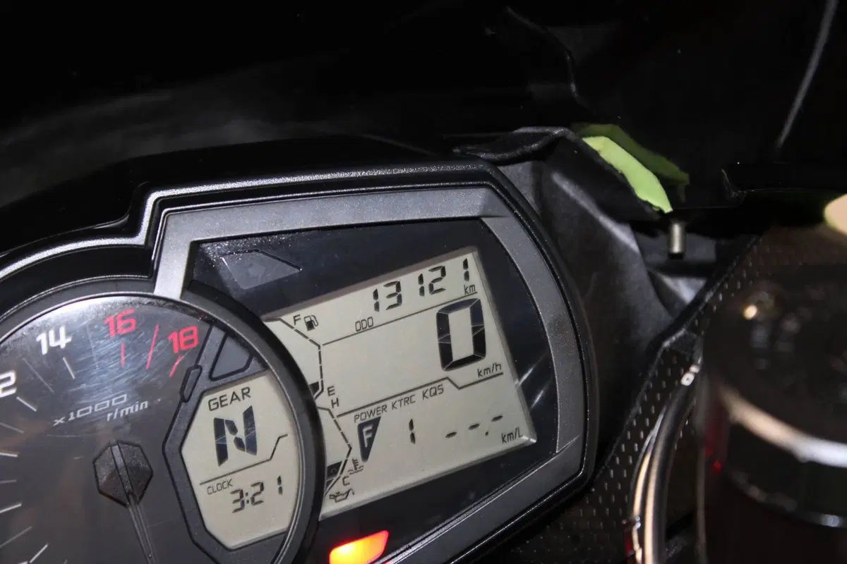 Kawasaki Ninja 636 ZX-6R (2019 - 20) (7)