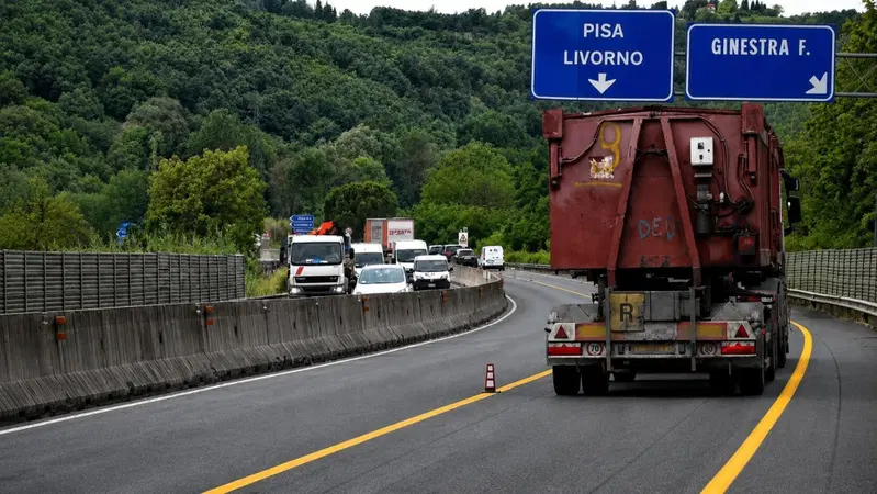 Fi-Pi-Li, la strada che uccide (gratis): perch&eacute; serve un'autostrada vera, a pagamento per tutti e con tre corsie