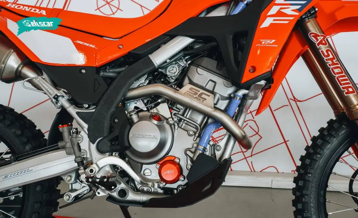 Honda CRF 300L Red Edition Evo (2026) (17)
