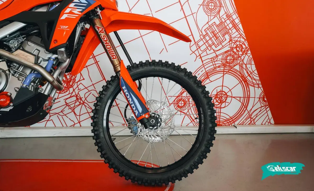 Honda CRF 300L Red Edition Evo (2026) (18)