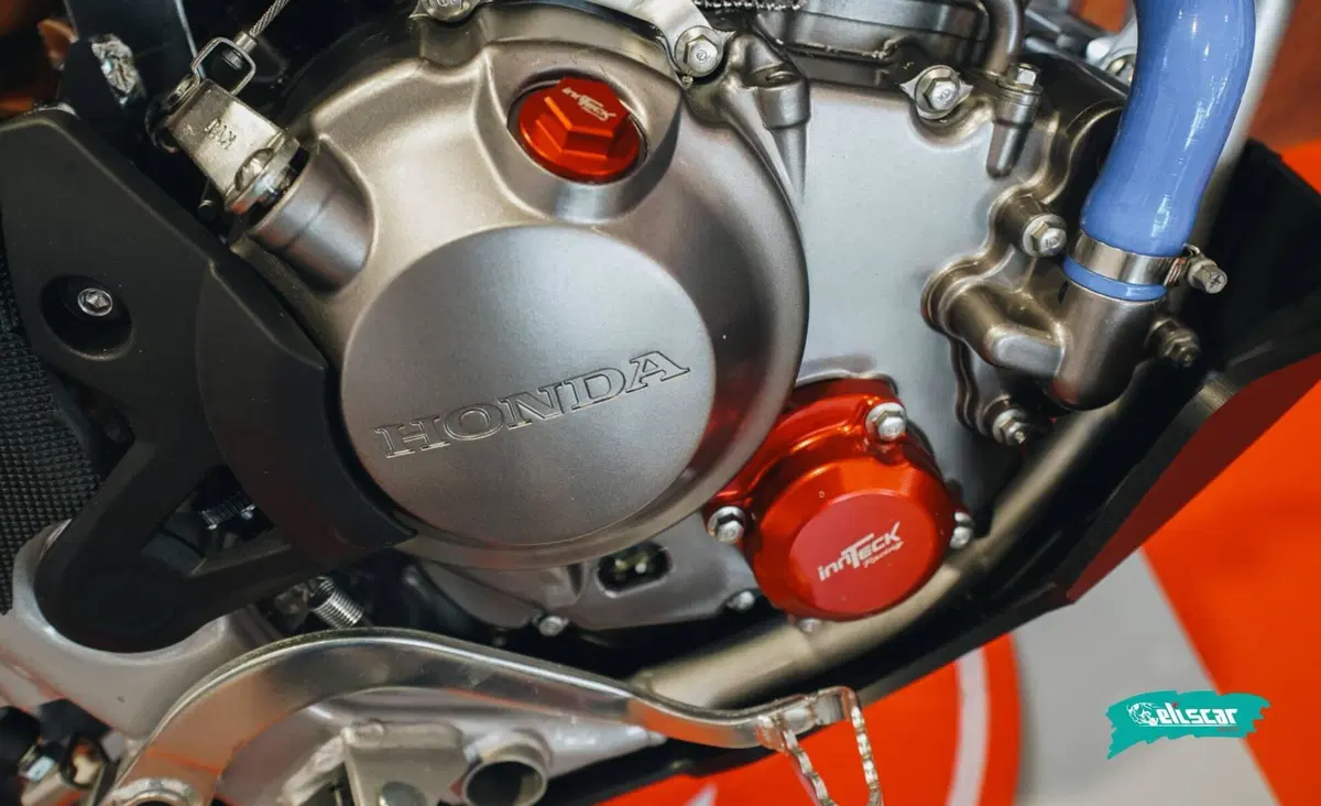Honda CRF 300L Red Edition Evo (2026) (19)