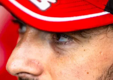 MotoGP 2026. GP del Regno Unito a Silverstone. Pecco Bagnaia sul sostegno di Stoner: Casey ha un occhio speciale, ma non credo servisse il suo parere per capire questa situazione