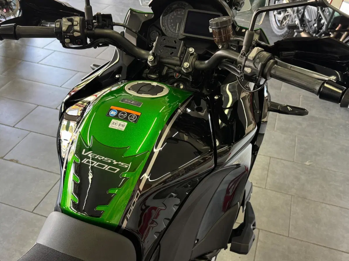 Kawasaki Versys 1000 SE Grand Tourer (2022 - 24) (10)