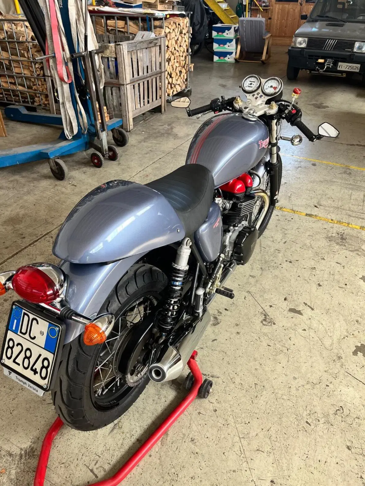 Triumph Thruxton 900 (2004 - 15) (13)