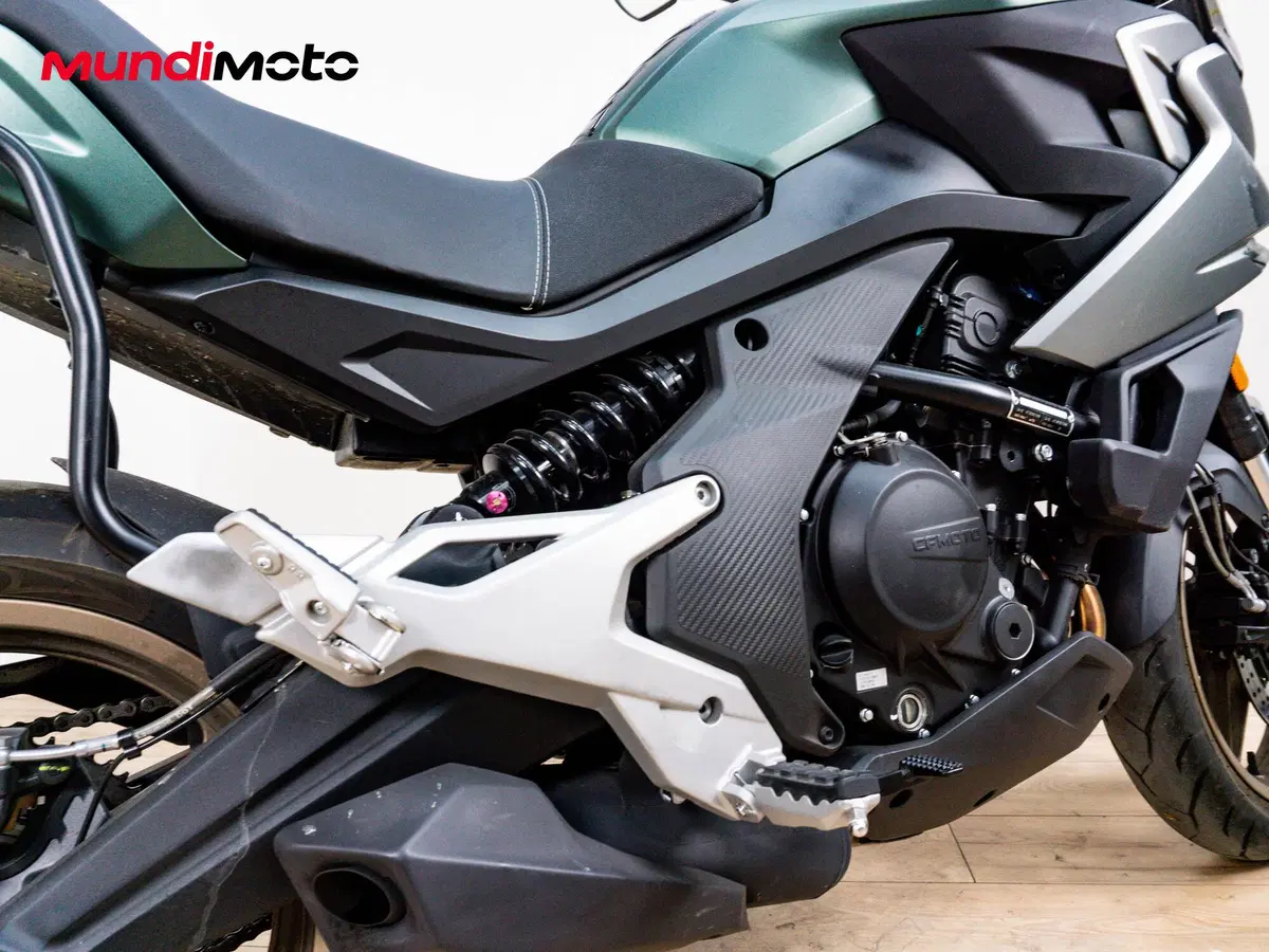CFMOTO 700MT (2024 - 26) (4)