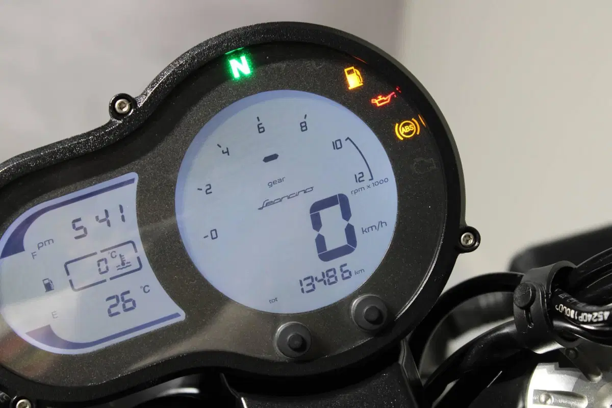 Benelli Leoncino 500 Trail (2021 - 26) (7)