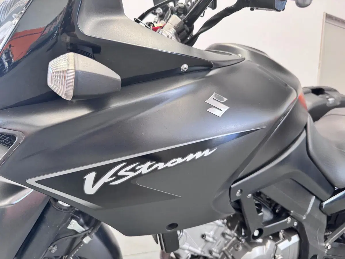 Suzuki V-Strom 650DL (2006 - 07) (2)