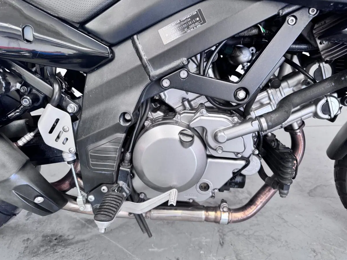 Suzuki V-Strom 650DL (2006 - 07) (14)