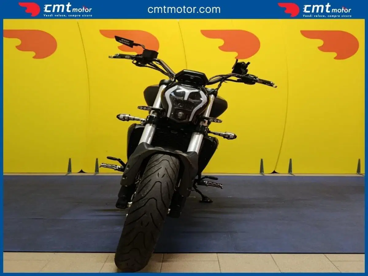 Benelli 502 C (2019 - 20) (2)
