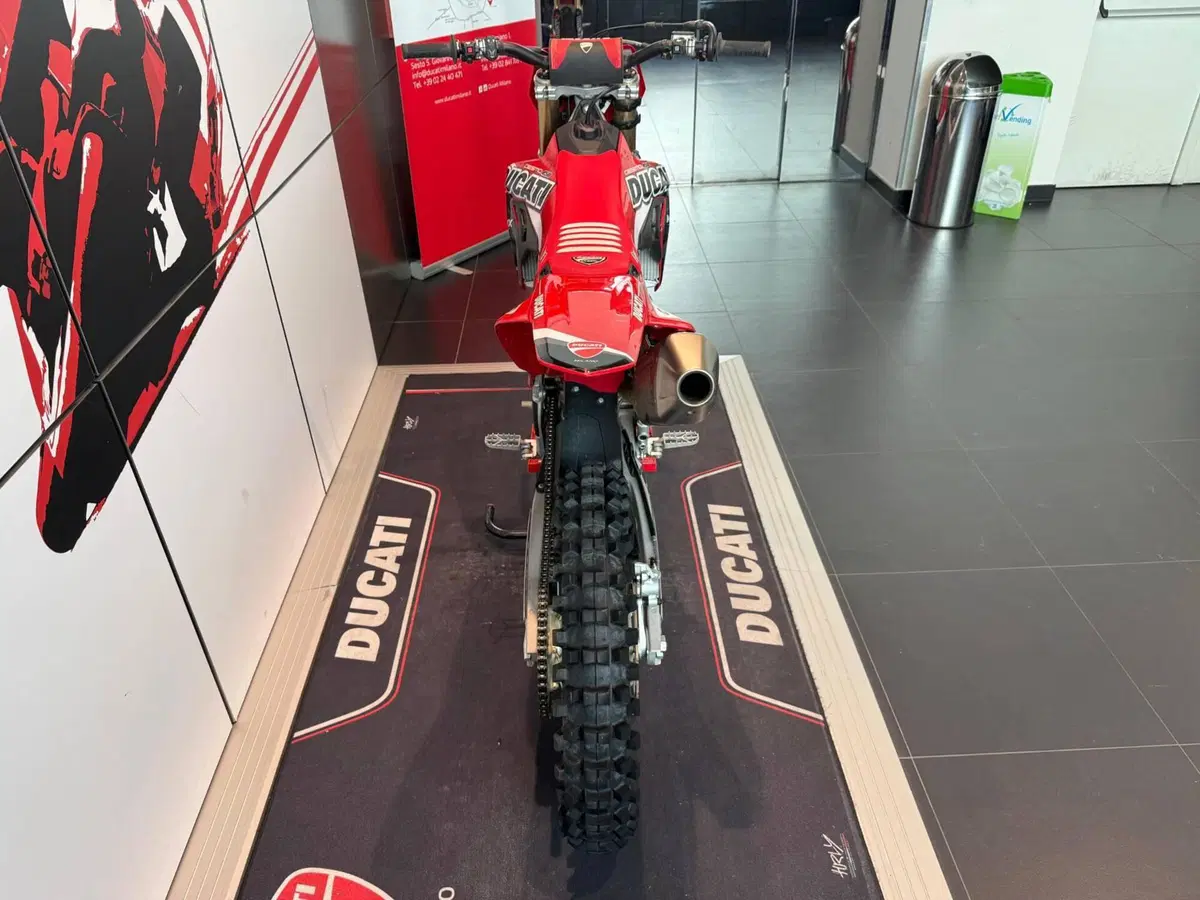 Ducati Desmo450 MX (2026) (8)