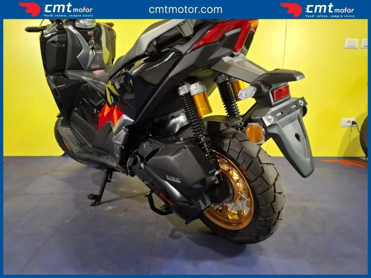 Swm Venturo 125 (2026) (8)