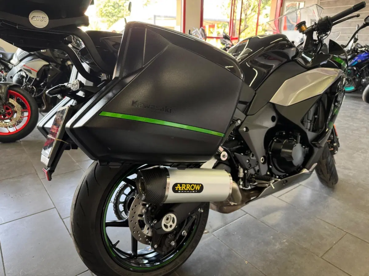 Kawasaki Ninja 1000 SX (2021 - 24) (7)
