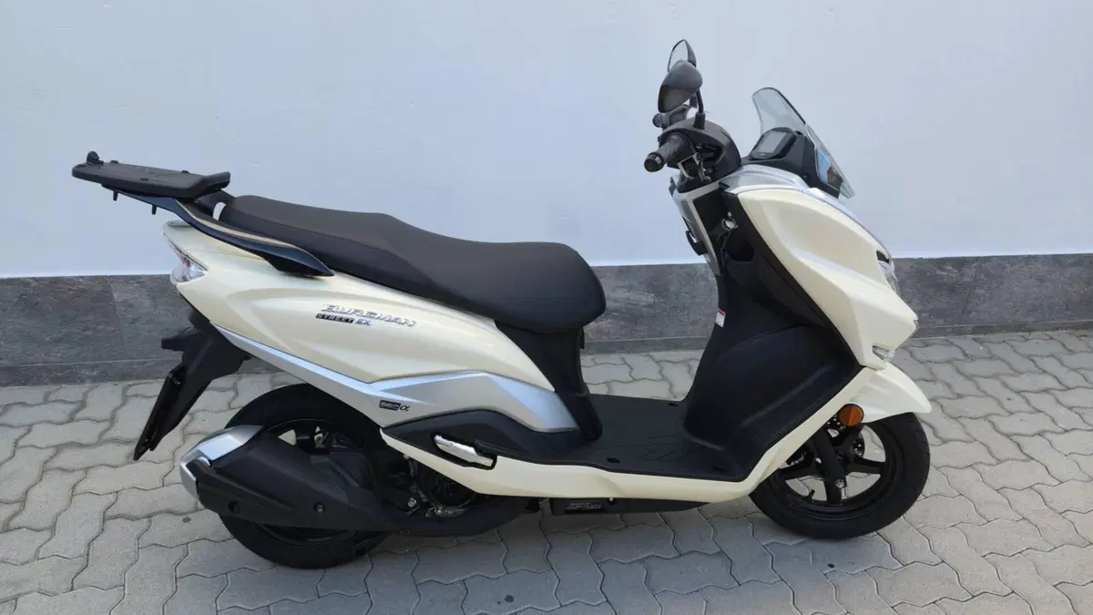 Suzuki Burgman Street 125 Executive (2023 - 26) (2)