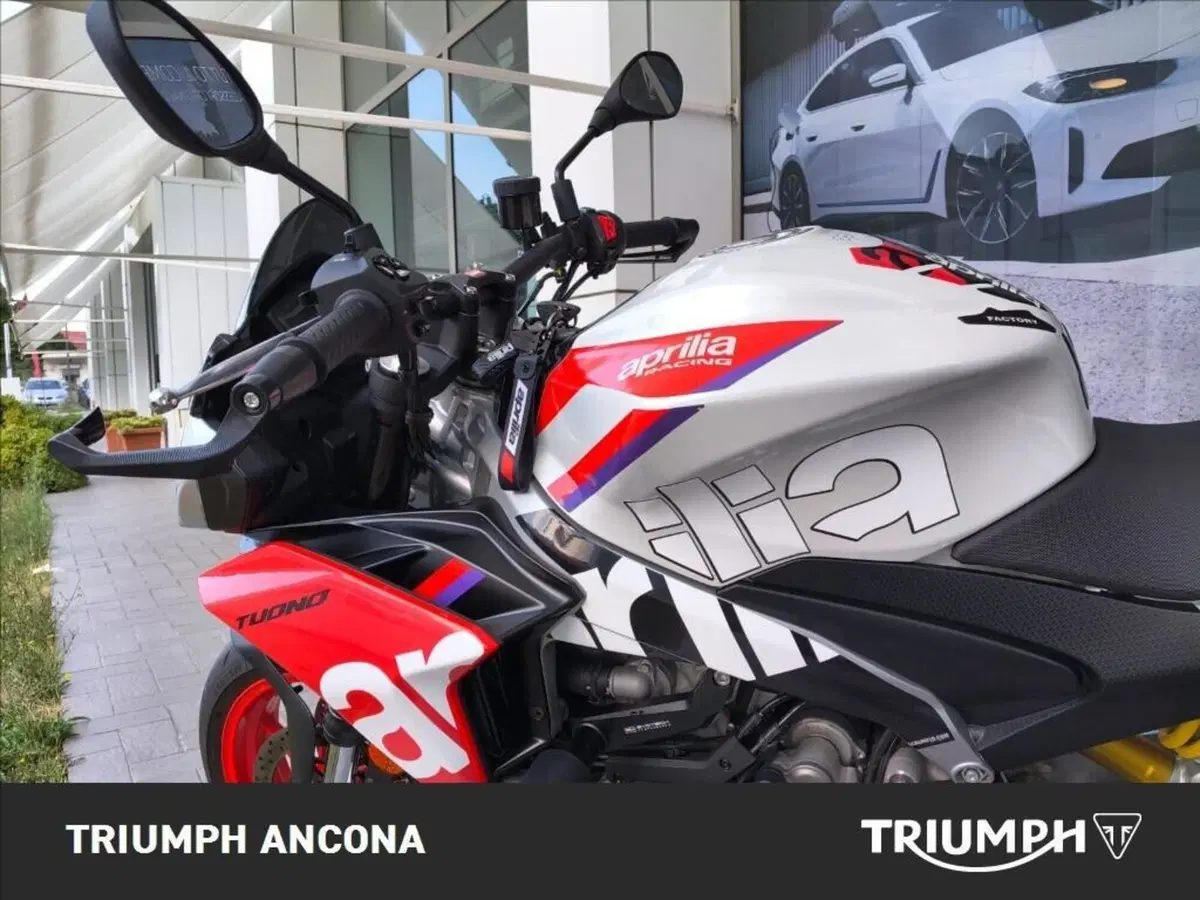 Aprilia Tuono 660 Factory (2022 - 24) (6)