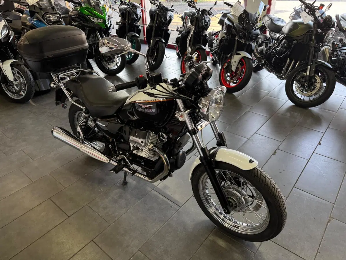 Moto Guzzi Nevada 750 Classic (2008 - 15) (6)
