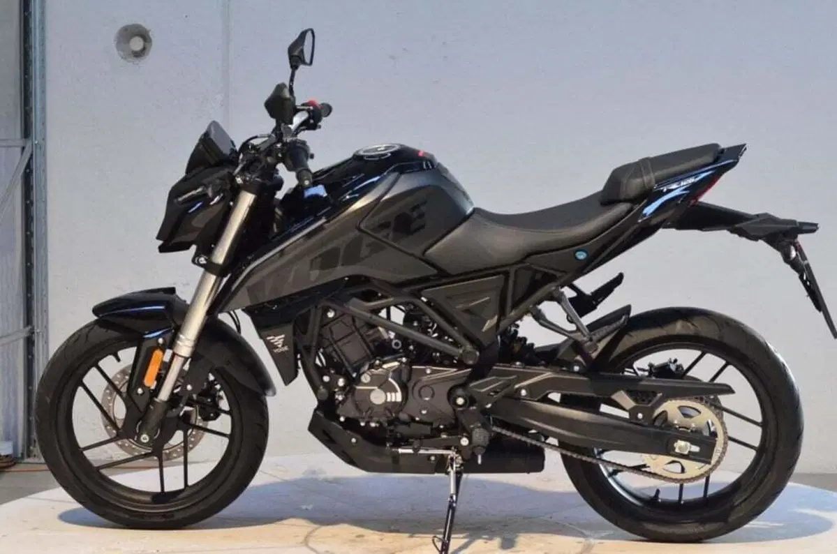 Voge Brivido 125R (2023 - 26) (2)